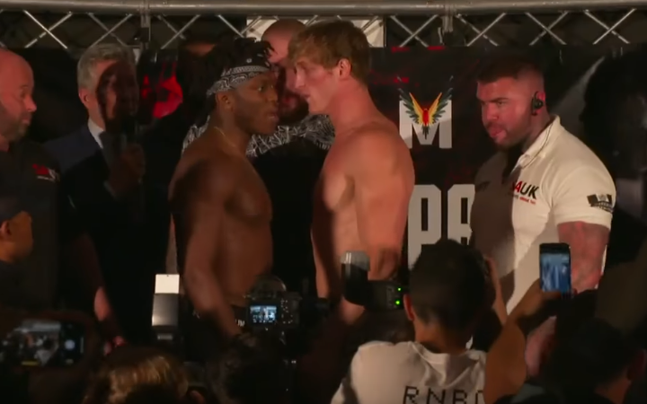 This was the faceoff between Logan and KSI after their official weigh in a day before their first fight. Many people believed that both fighters didnt take their opponent seriously.