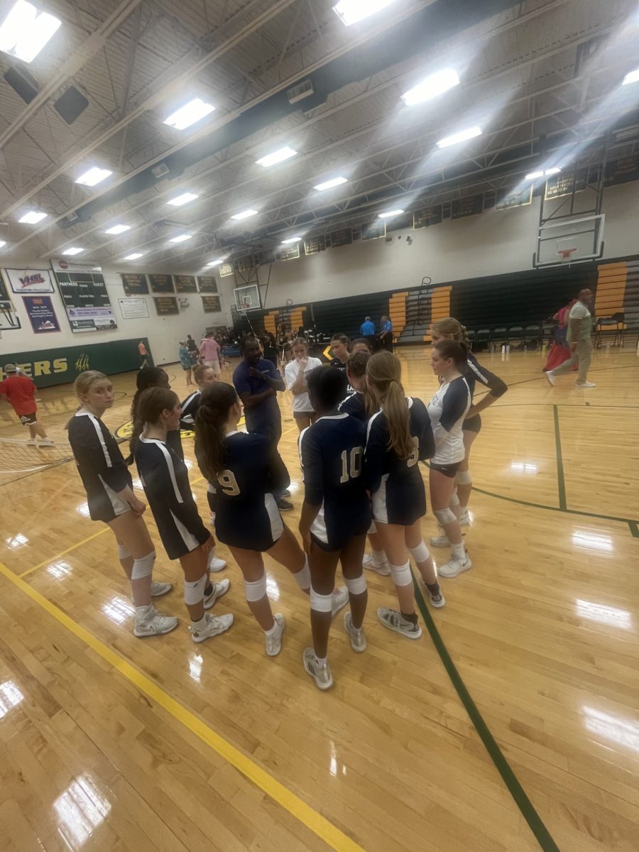 Lafayette Lady Rams huddle pre-game.
