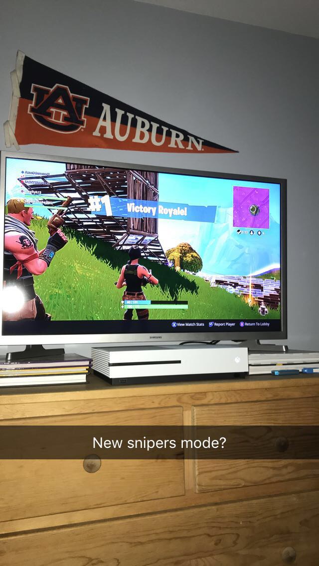 christopher collins christopher collins gets another win with one of his friends from school - how to make your screen smaller on fortnite ps4