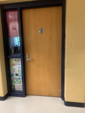 Lafayette Spotlight: Ms. Hanks
