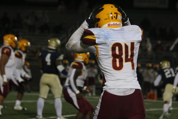 #84 hands up in shock as Petersburg gets another flag thrown on them.