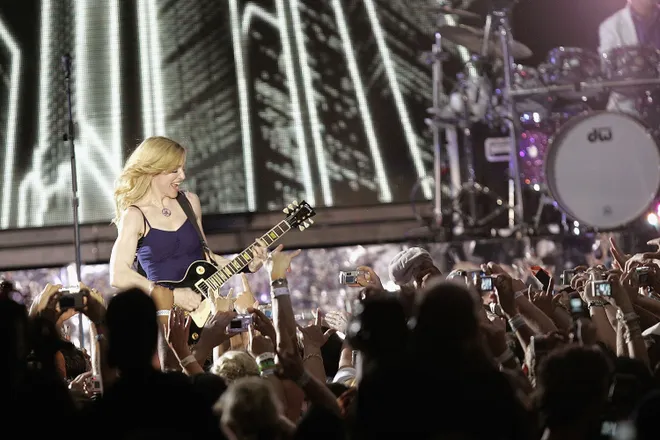 Madonna stuns as surprise Coachella 2026 guest for Sabrina Carpenter.