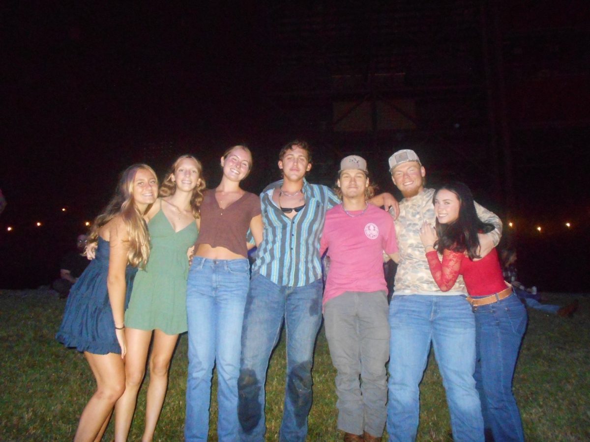 Standing in a line next to friends and family at Treaty Oak Revival concert.
Julia, Lily, Julia, Grant, Wesley, Charlie, Jenna